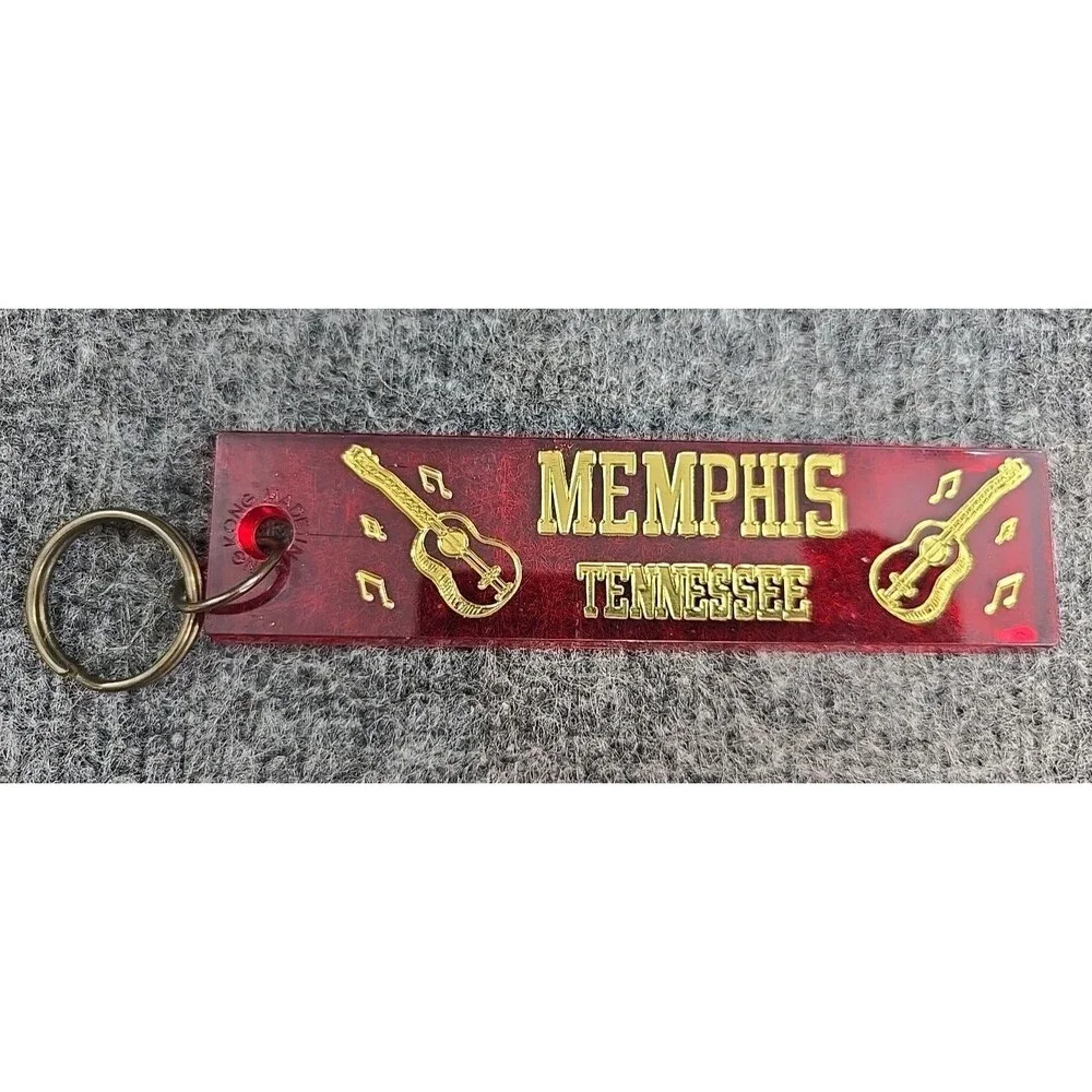 Keychain Memphis Tennessee Souvenir Red Long Plastic Tourist Gift vtg